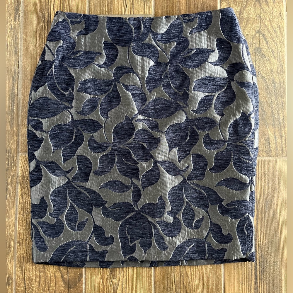 Ann Taylor pencil skirt NWT